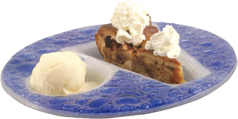 Apple pie with ice cream